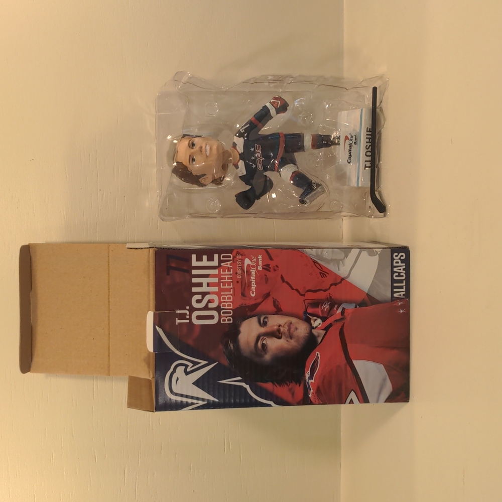 Washington Capitals TJ Oshie Bobble Head New